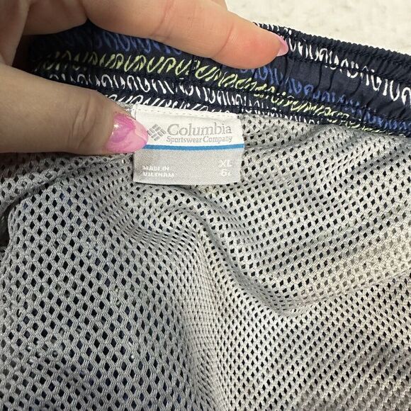 Columbia PFG Mens Blue Backcast Water Shorts Swim Trunks Size XL Fish Hooks - Picture 4 of 7